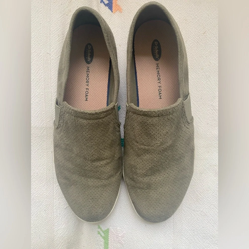 Dr Scholls sage green perforated suede leather slip ons, Size 8.5
